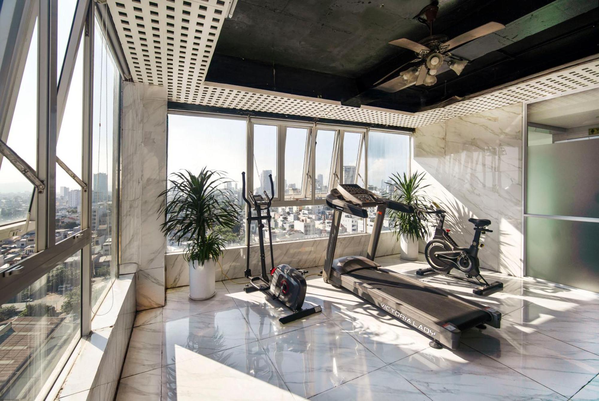 Crystal Hotel By Ha My Da Nang Exterior foto